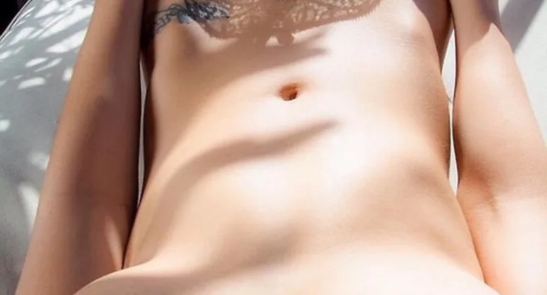 sophie 20 ans coquine salope